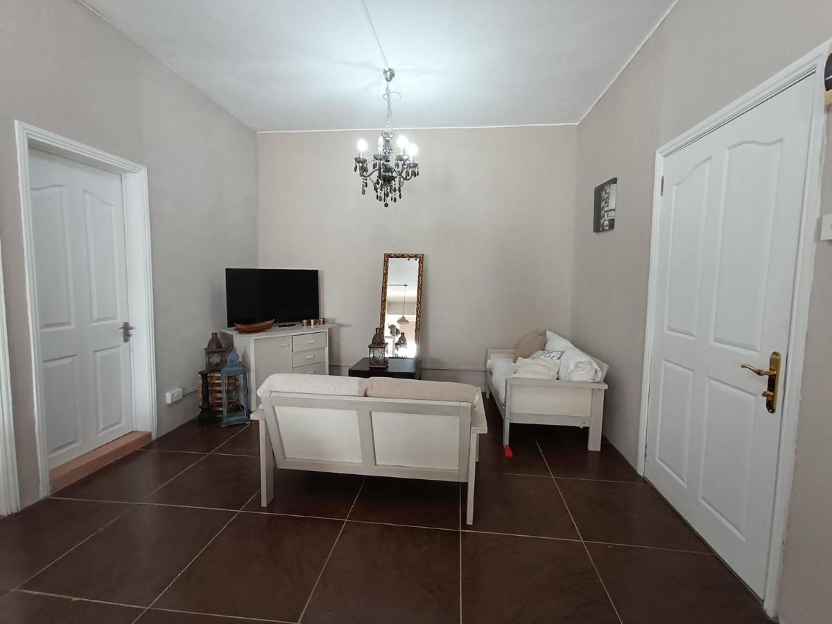 Cathy'S Home Flic en Flac Bagian luar foto