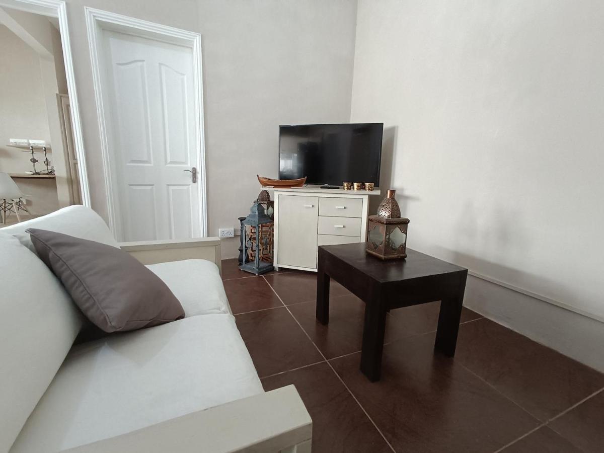 Cathy'S Home Flic en Flac Bagian luar foto